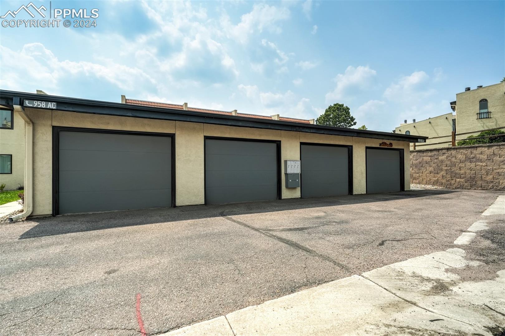 958 Fontmore Road D