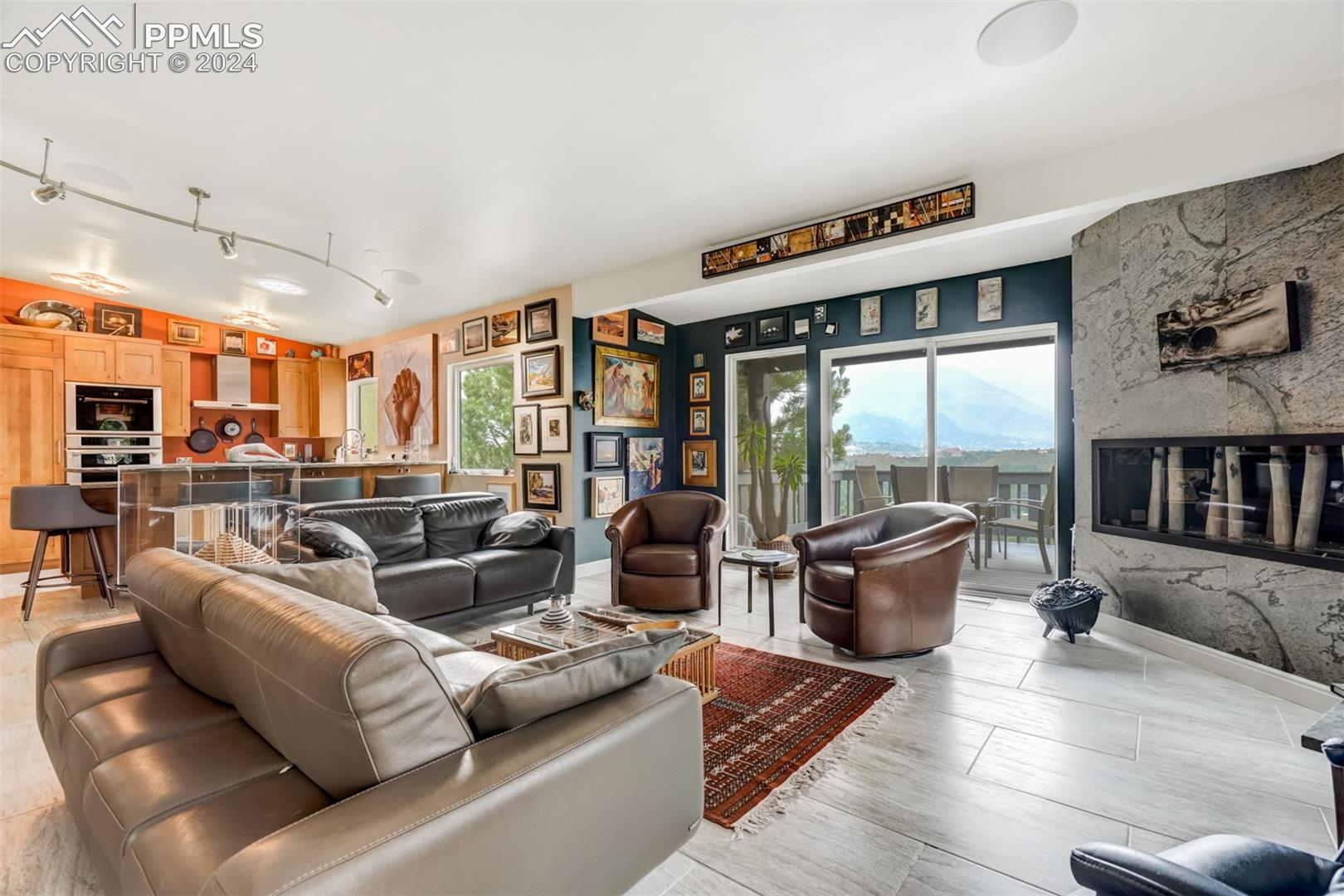 958 Fontmore Road D