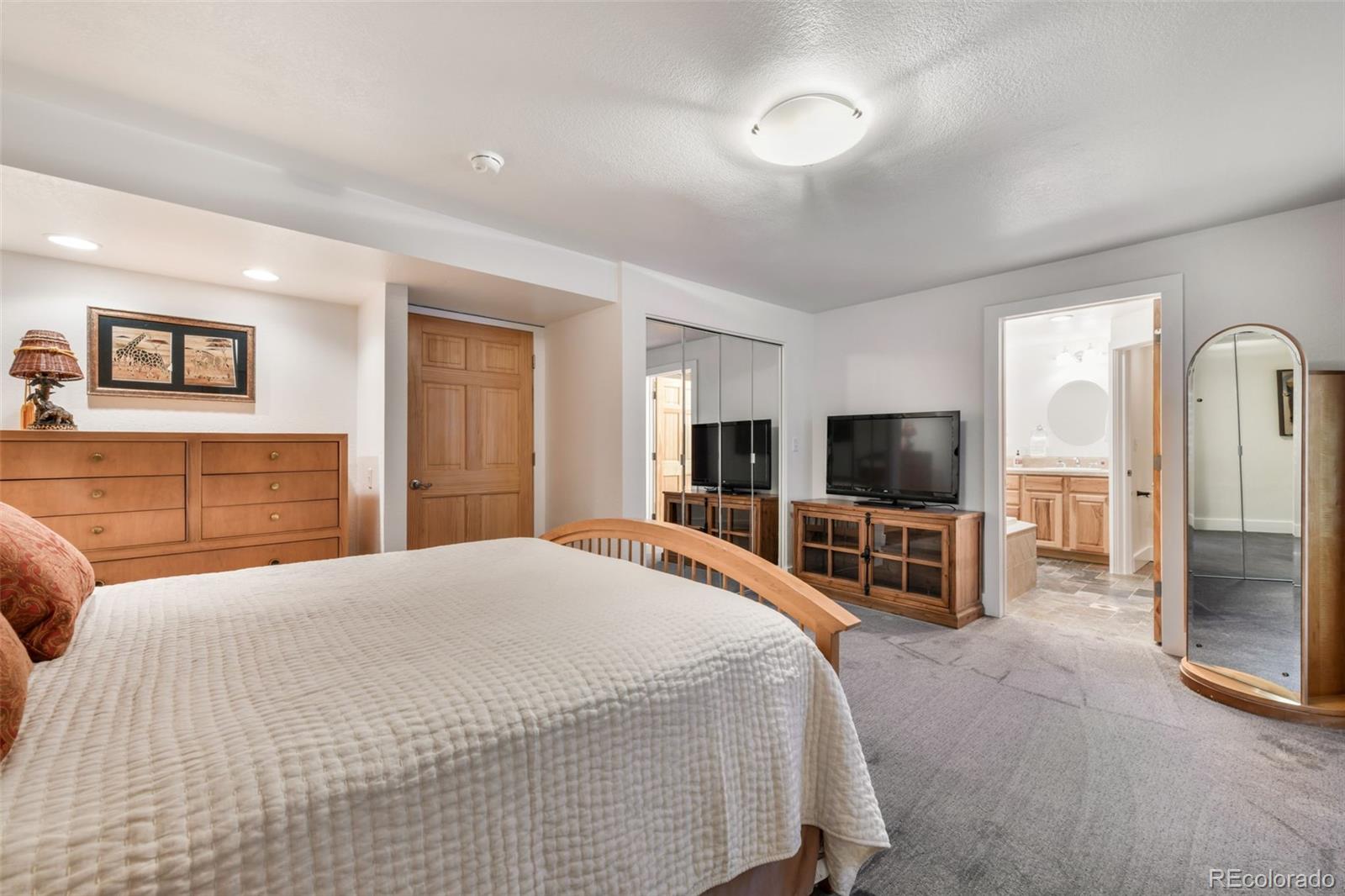 6020 Castlewood Lane