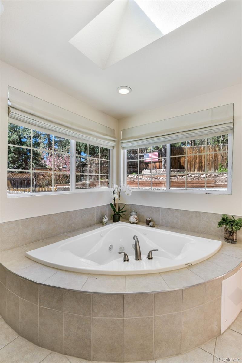 6020 Castlewood Lane