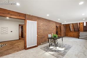 1632 Sand Road