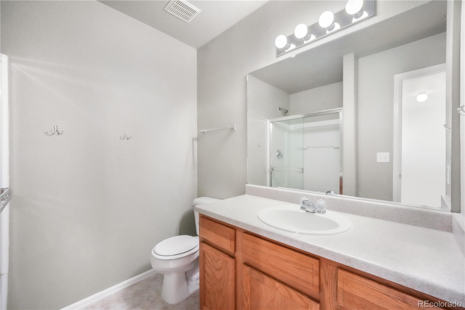 812 Hailey Glenn View