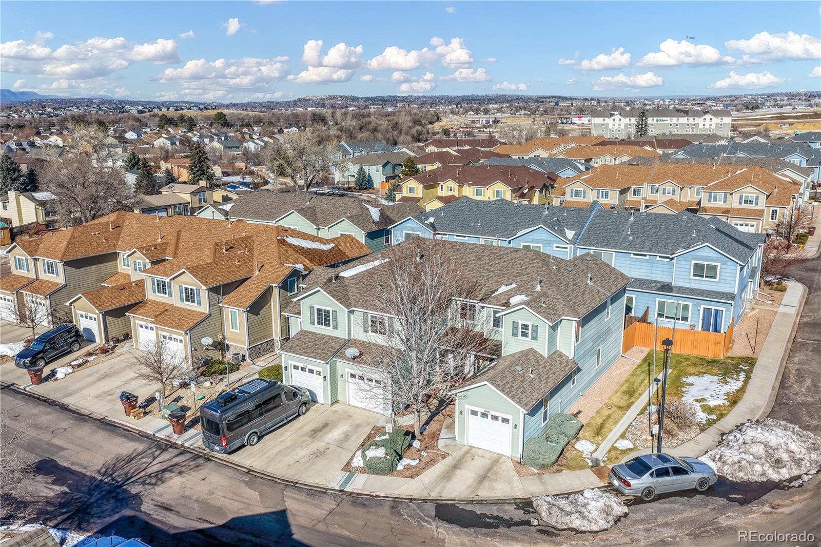 812 Hailey Glenn View