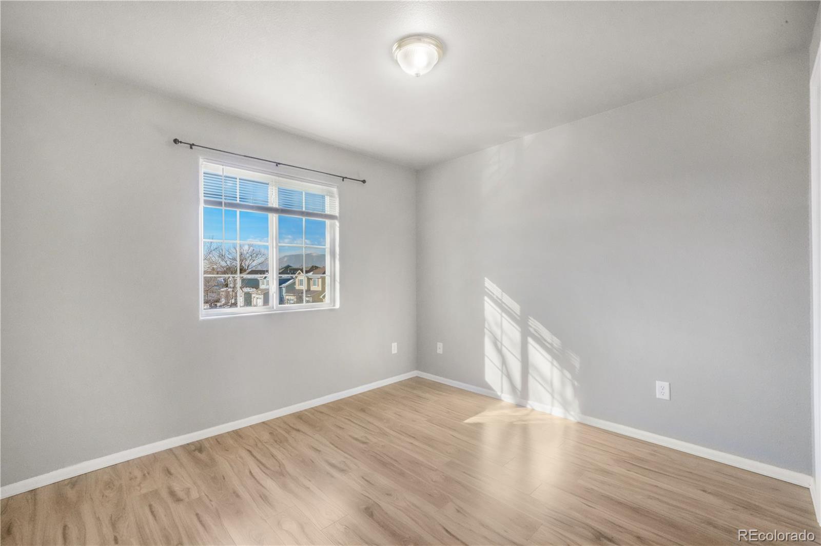 812 Hailey Glenn View