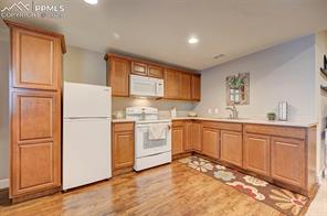 6708 Ironwood Tree Circle