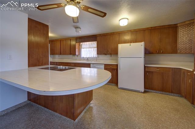 4113 Edwinstowe Avenue