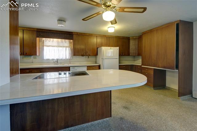 4113 Edwinstowe Avenue