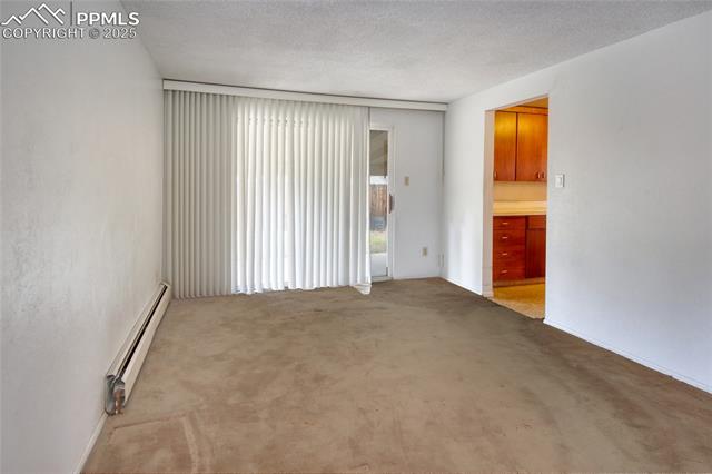 4113 Edwinstowe Avenue