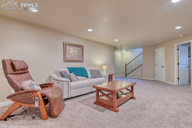 866 Yellow Jasper Point