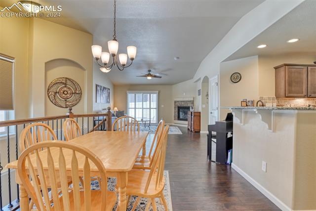 866 Yellow Jasper Point