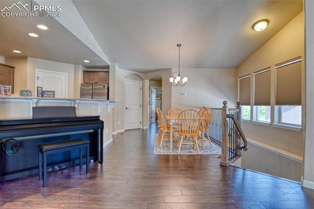 866 Yellow Jasper Point