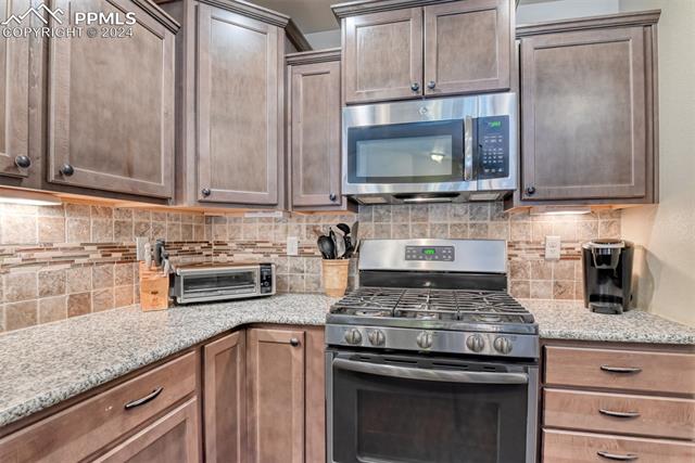 866 Yellow Jasper Point