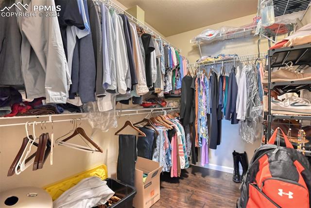 866 Yellow Jasper Point