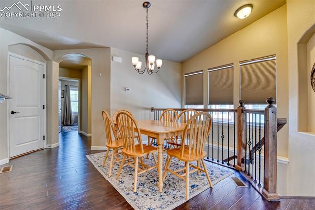 866 Yellow Jasper Point