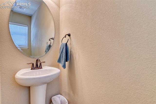 866 Yellow Jasper Point