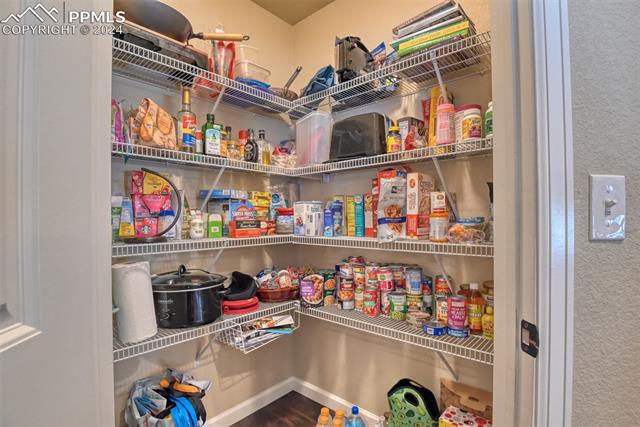 866 Yellow Jasper Point