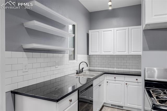 519 W Pikes Peak Avenue