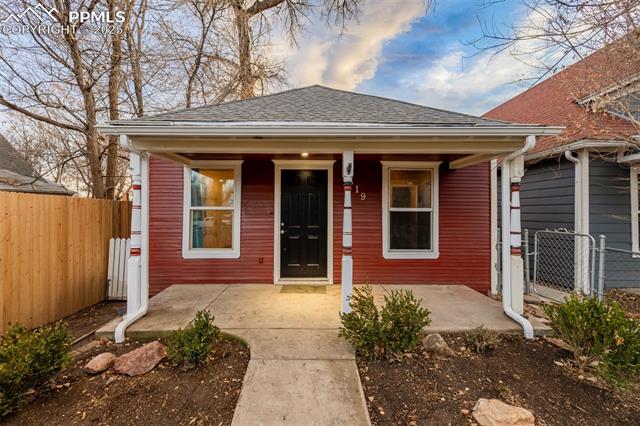 519 W Pikes Peak Avenue