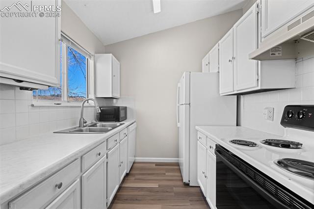 6760 Montarbor Drive