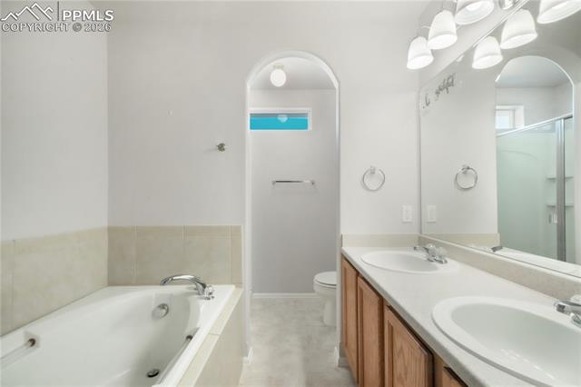 812 Hailey Glenn View