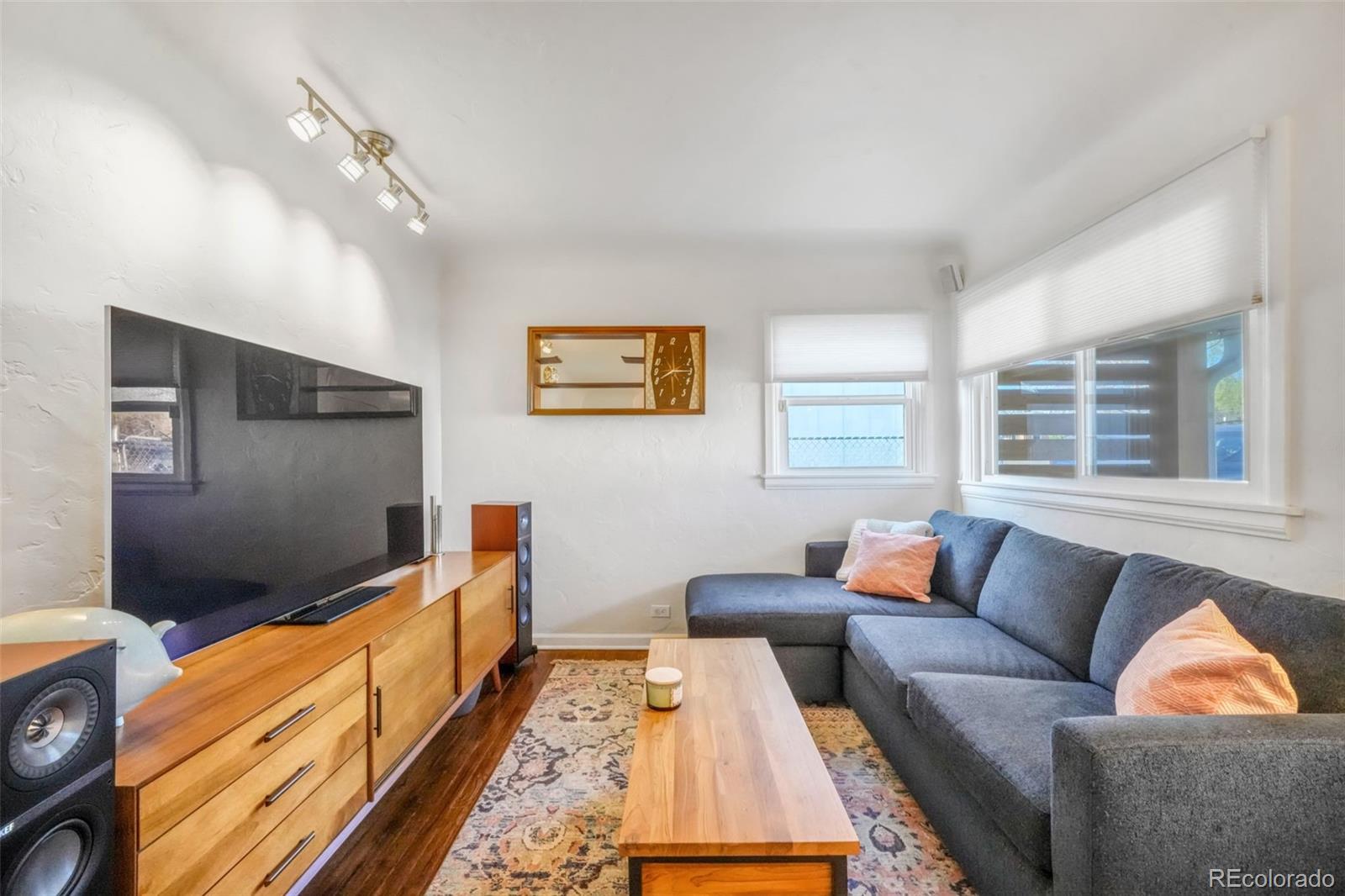 4374 S Washington Street