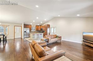 5435 Setters Way