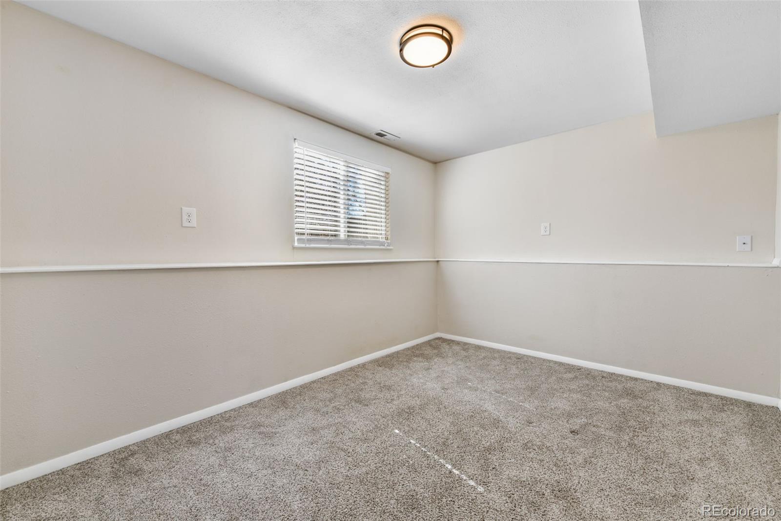 3801 Vaquero Circle