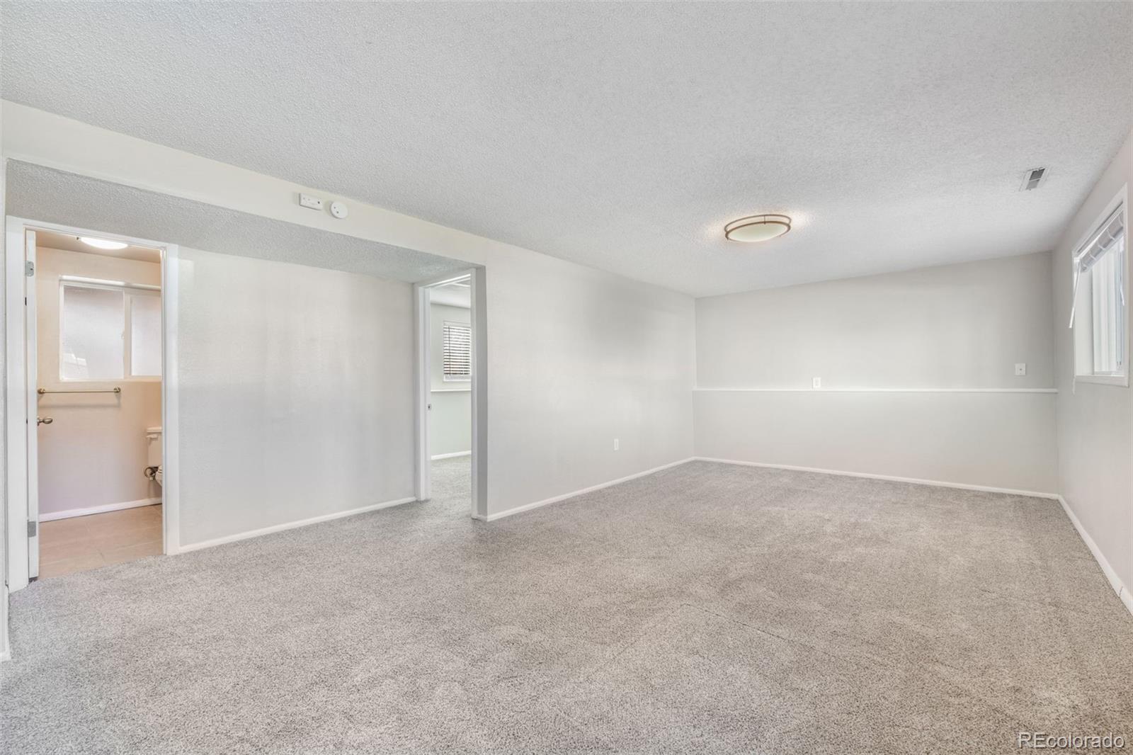 3801 Vaquero Circle