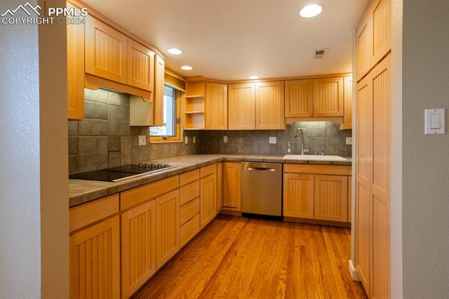 1074 Fontmore Road C