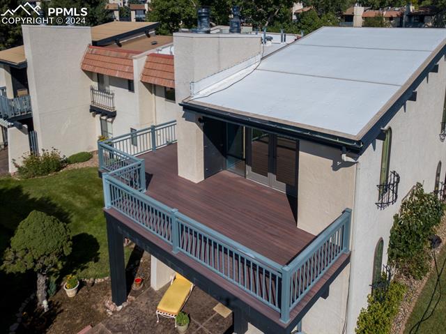 1074 Fontmore Road C