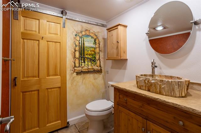 1074 Fontmore Road C