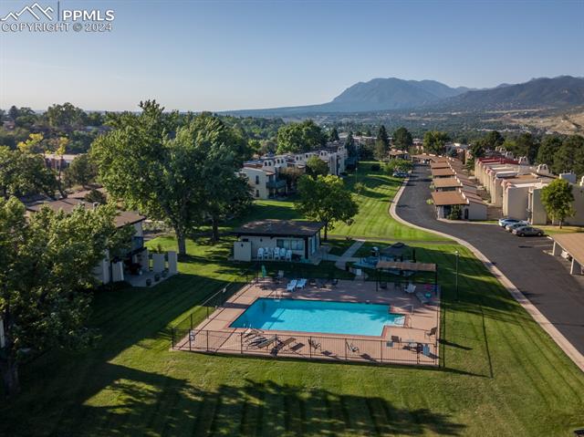 1074 Fontmore Road C