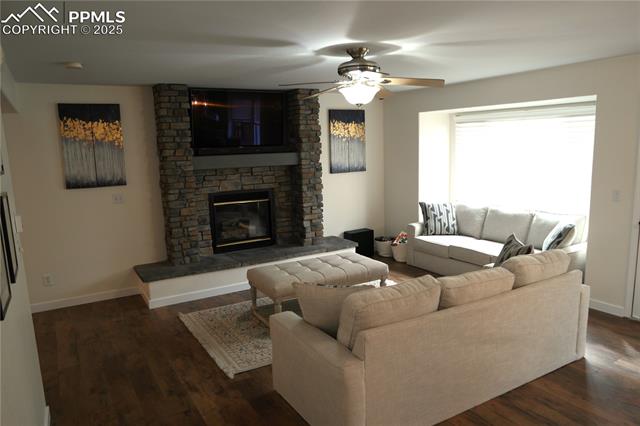 5750 Grapevine Drive