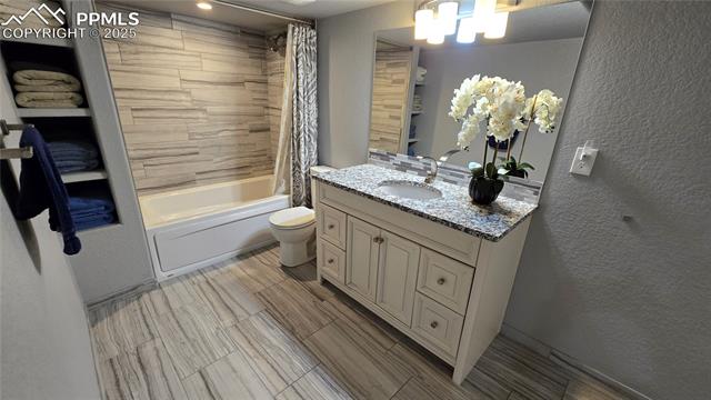 5750 Grapevine Drive