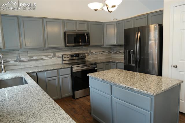 5750 Grapevine Drive