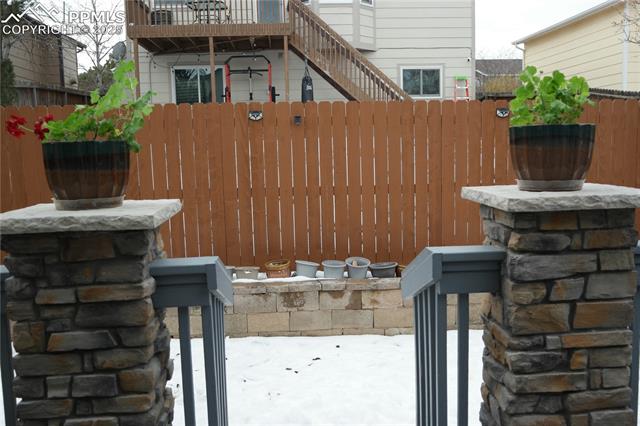 5750 Grapevine Drive