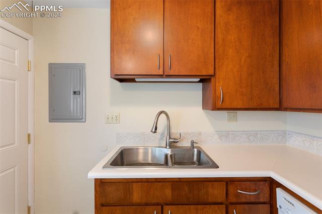 1330 N El Paso Street