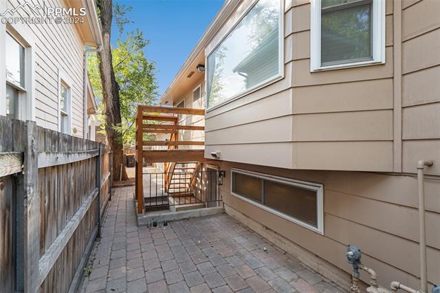 1330 N El Paso Street