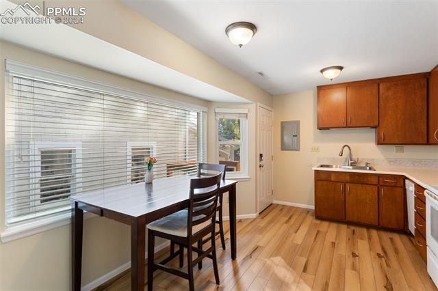 1330 N El Paso Street