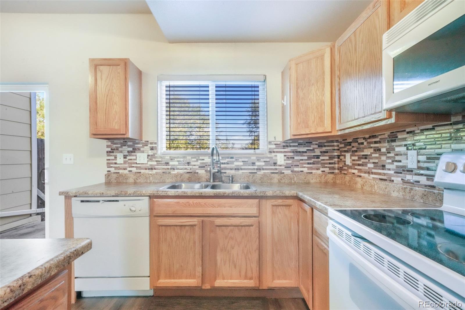 631 Hailey Glenn View