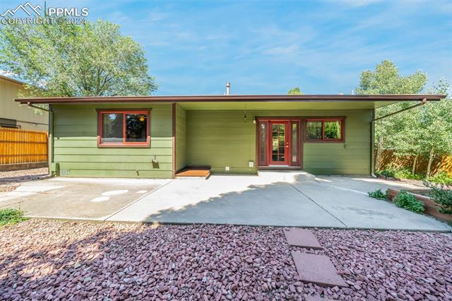 3055 W Westcliff Drive