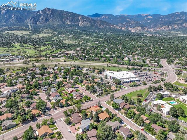 3055 W Westcliff Drive