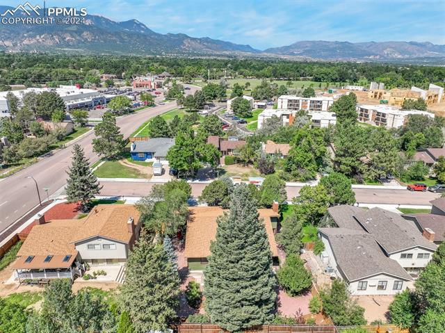 3055 W Westcliff Drive