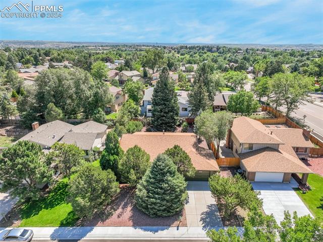 3055 W Westcliff Drive