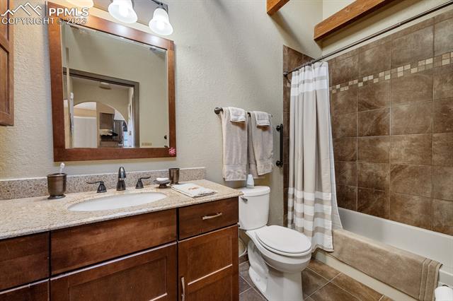 4711 Daybreak Circle