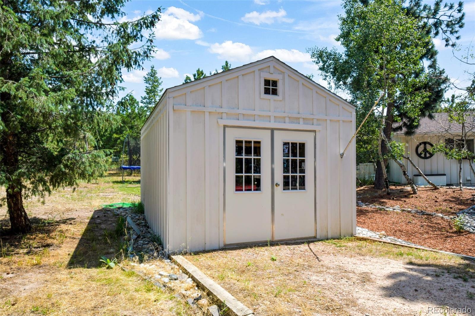 435 Wolverine Way