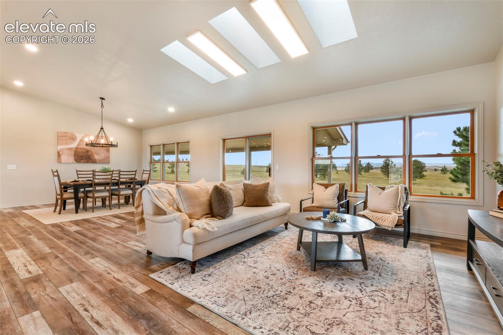 18050 Quarterhorse Lane