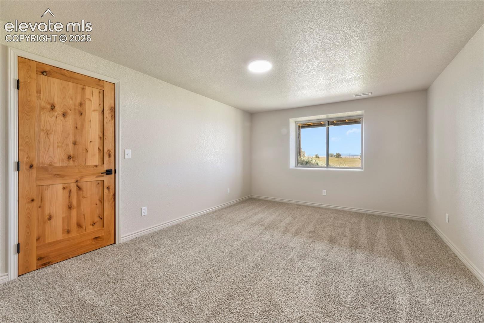 18050 Quarterhorse Lane