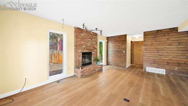 2345 Rossmere Street