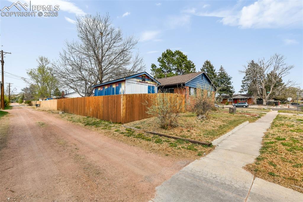 1802 Yuma Street